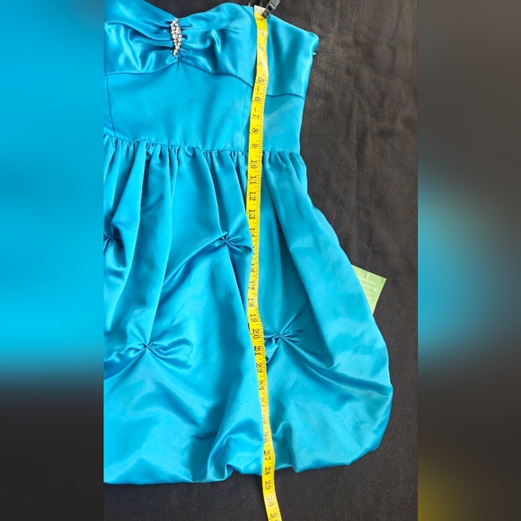 NWT- Morgan & Co Teal Satin Strapless Mini Dress w/Bubble Hem- Size 11/12 Junior - Picture 6 of 9